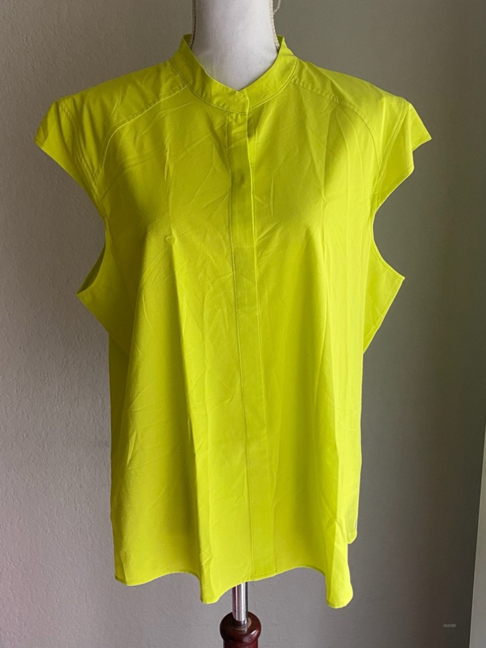 NIC+ZOE Neon Yellow Cap-Sleeve Blouse